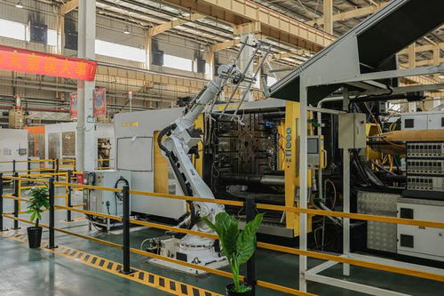 長虹模塑智能注塑工廠構(gòu)建mes系統(tǒng) 實時采集數(shù)據(jù)可實現(xiàn)產(chǎn)品追溯